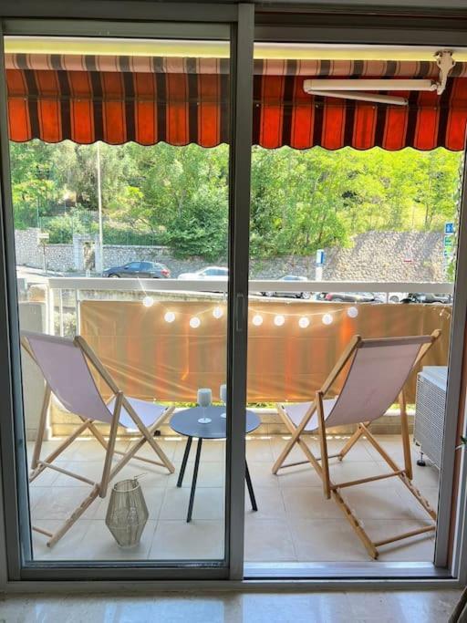 Appartement 2P Renove Avec Terrasse Au Port De Nizza Kültér fotó